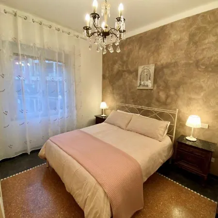 La Casa Di Silvia Apartment *