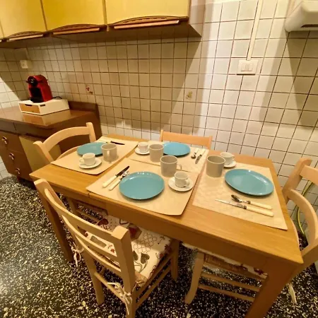 La Casa Di Silvia Apartment